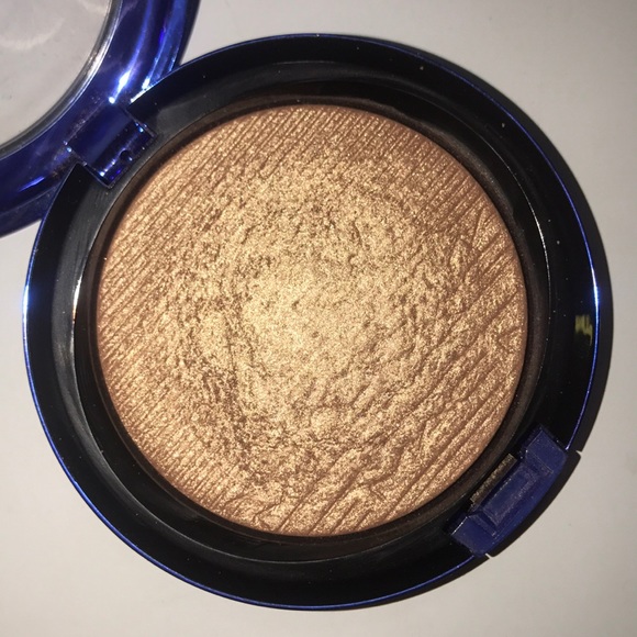 Sold - Picture 1 of 1